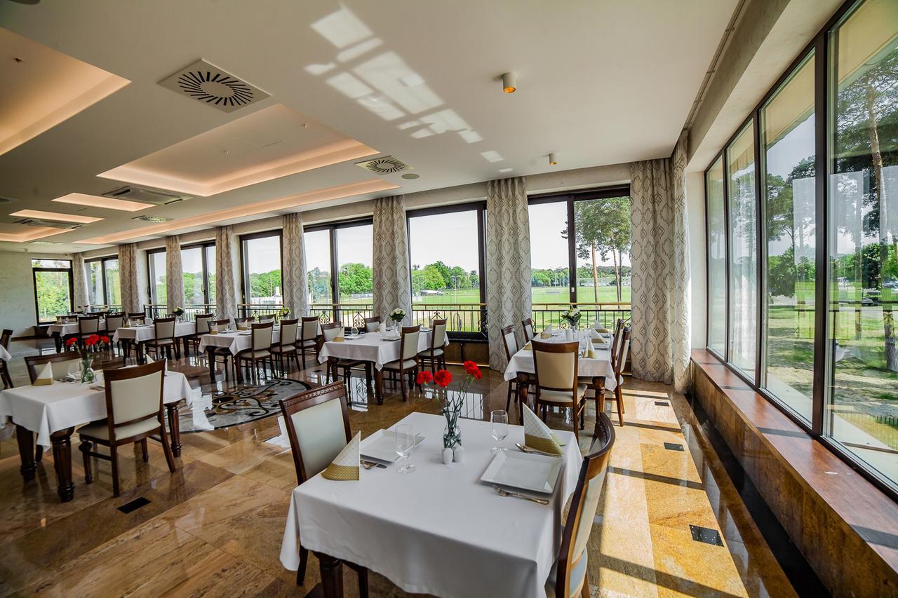 Hotel Wodnik 비드고슈치 외부 사진